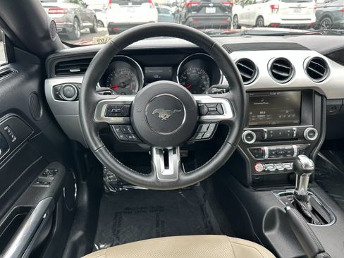 Used 2015 Ford Mustang GT Premium RWD image 15