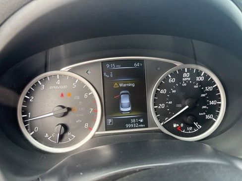 Used 2018 Nissan Sentra SR w/ Premium Package (P02) image 16