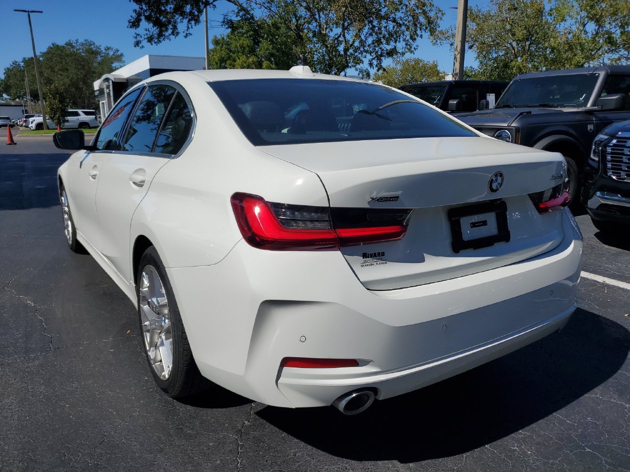 Used 2026 BMW 330i xDrive Sedan AWD/4WD image 3