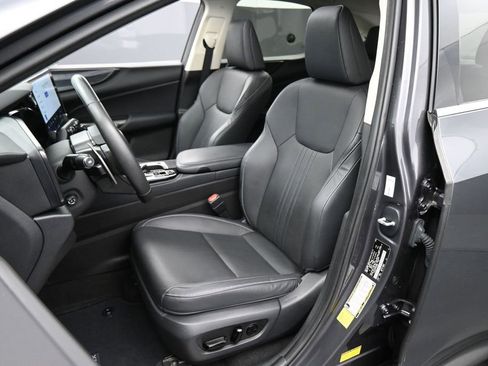 Used 2023 Lexus NX 350 AWD image 15