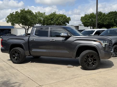 Used 2022 Toyota Tundra Capstone AWD/4WD image 5
