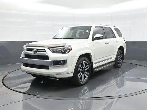 Used 2023 Toyota 4Runner Limited image 5