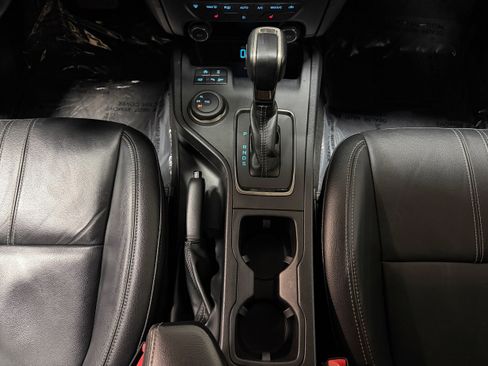 Certified 2019 Ford Ranger Lariat w/ Equipment Group 501A Mid image 22