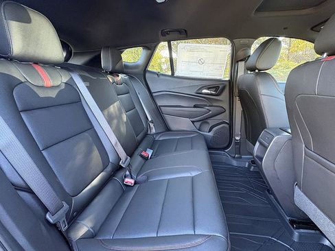 New 2026 Chevrolet Trax RS w/ Sunroof Package image 12