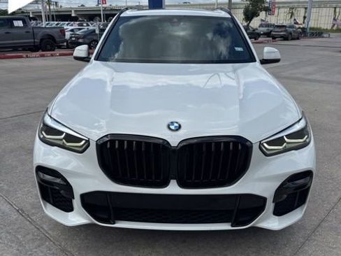 Used 2023 BMW X5 sDrive40i w/ M Sport Package RWD image 2