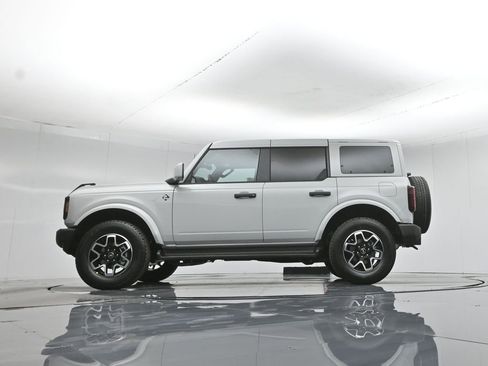 New 2026 Ford Bronco Outer Banks AWD/4WD image 47