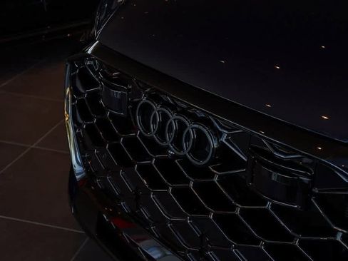 New 2026 Audi RS Q8 performance image 9