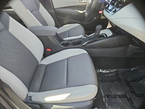 Certified 2025 Toyota Corolla LE FWD image 26