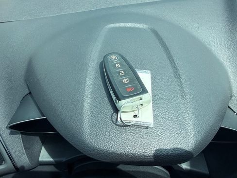 Used 2014 Ford Escape Titanium AWD/4WD image 9