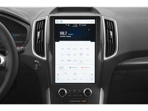 Used 2024 Ford Edge SEL AWD/4WD image 49