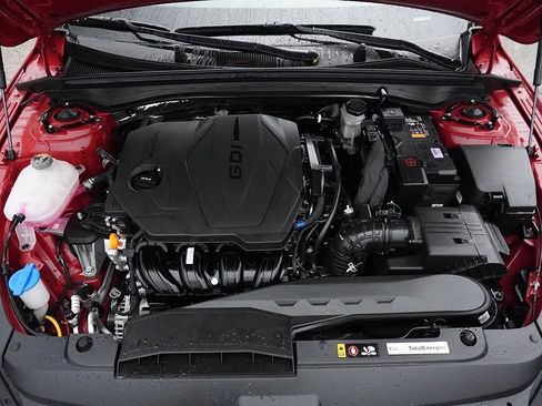 Used 2025 Kia K5 LXS image 19