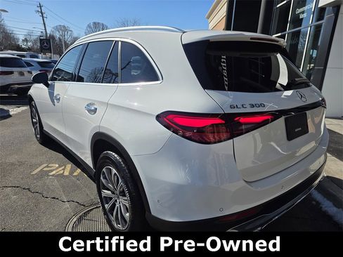 Certified 2025 Mercedes-Benz GLC 300 4MATIC image 11