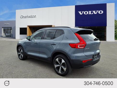 Certified 2023 Volvo XC40 B5 Plus w/ Driver Assist Package image 5