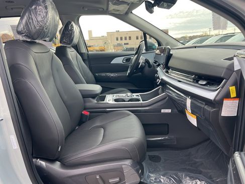 New 2026 Kia Carnival SX image 15