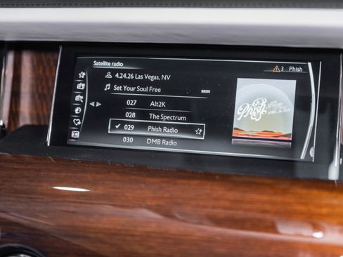 Used 2018 Rolls-Royce Phantom Sedan RWD image 36
