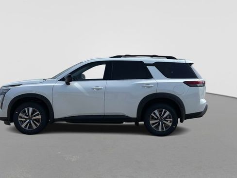 New 2026 Nissan Pathfinder SL AWD/4WD image 8