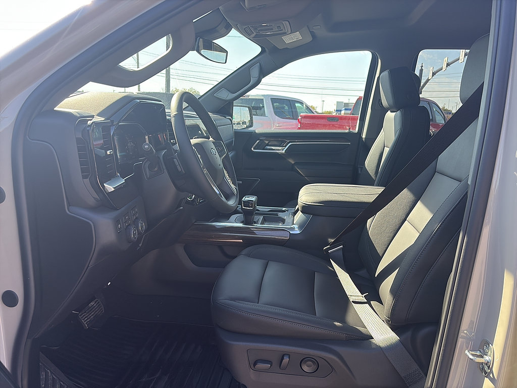 New 2026 Chevrolet Silverado 1500 RST w/ All Star Edition Plus AWD/4WD image 9