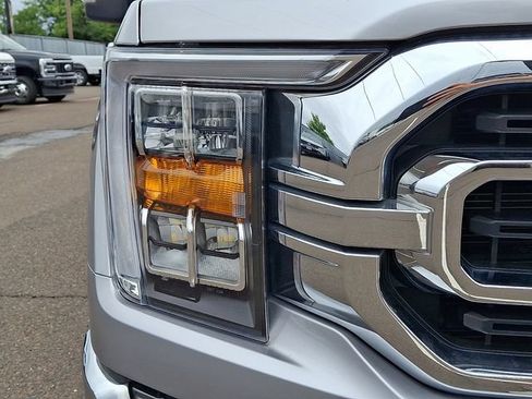 Used 2022 Ford F150 XLT w/ Equipment Group 302A High AWD/4WD image 8