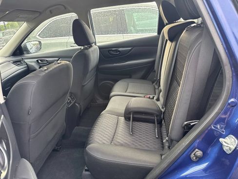 Used 2020 Nissan Rogue S FWD image 10