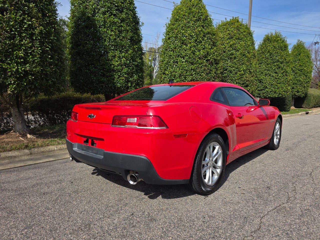 Used 2014 Chevrolet Camaro LS RWD image 5