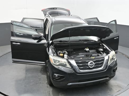 Used 2017 Nissan Pathfinder Platinum w/ Midnight Edition Package FWD image 41