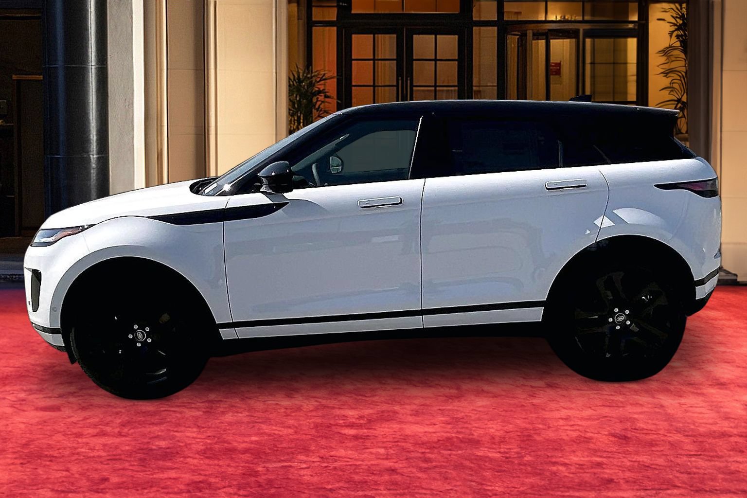 New 2026 Land Rover Range Rover Evoque S AWD/4WD image 2