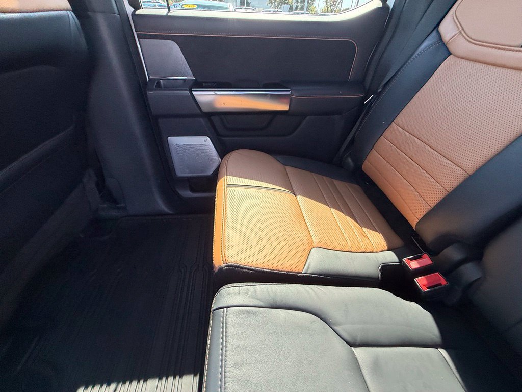 Used 2023 Ford F250 Platinum w/ Tremor Off-Road Package AWD/4WD image 21