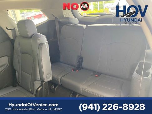 Used 2021 Buick Enclave Essence w/ Sound and Sites Package FWD image 14