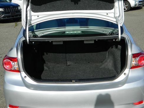 Used 2013 Toyota Corolla L image 10