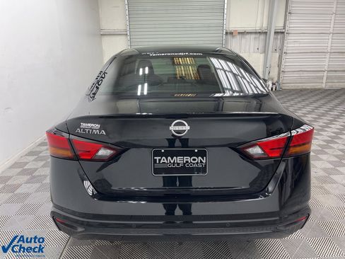 Used 2024 Nissan Altima 2.5 S image 10
