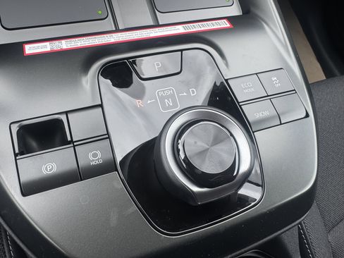 New 2026 Toyota C-HR AWD/4WD image 27