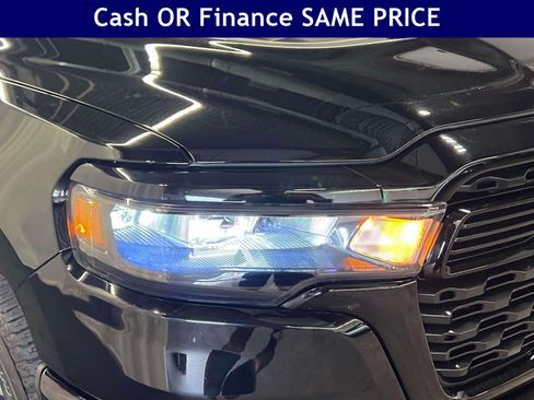 Used 2026 RAM 1500 Express AWD/4WD image 10