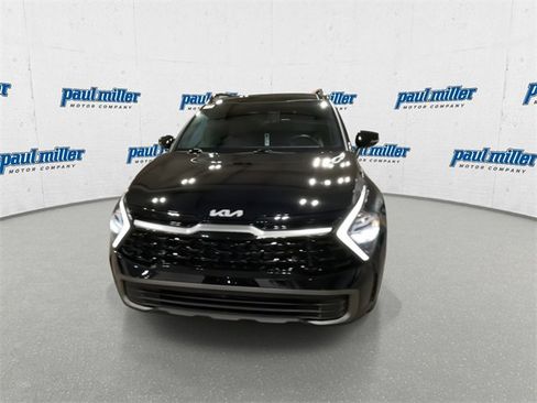 Used 2023 Kia Sportage X-Line w/ X-Line Premium Package image 4