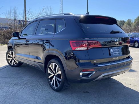 Used 2022 Volkswagen Taos SE image 4