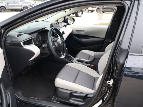 Used 2024 Toyota Corolla LE FWD image 24
