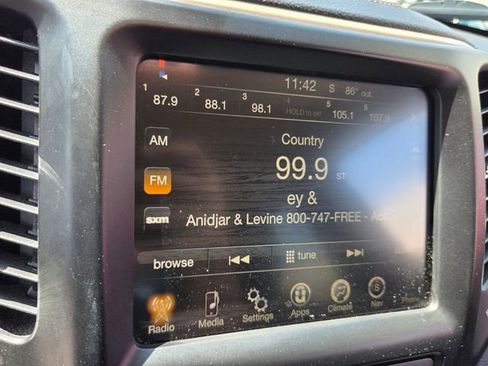Used 2016 Jeep Cherokee Latitude w/ Safety/Convenience Group AWD/4WD image 24