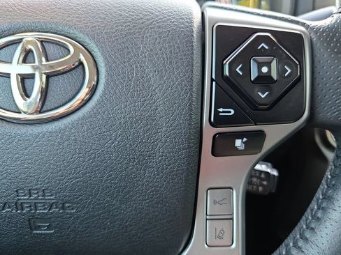 Used 2023 Toyota 4Runner TRD Sport AWD/4WD image 19