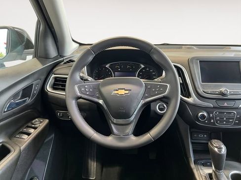 Used 2021 Chevrolet Equinox LT AWD/4WD image 10