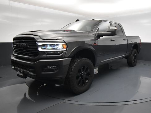 Used 2023 RAM 2500 Laramie w/ Night Edition image 2