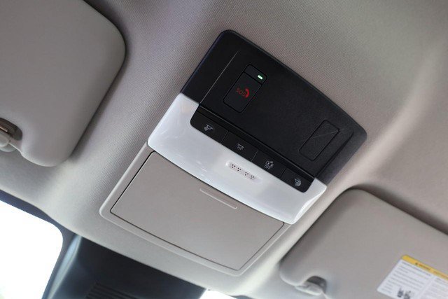Certified 2025 Nissan Sentra SV FWD image 15