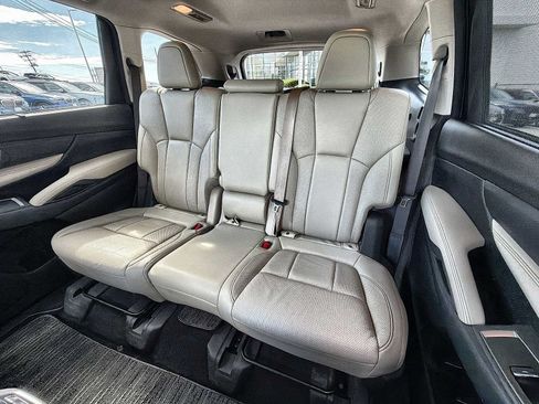 Used 2019 Subaru Ascent Limited AWD/4WD image 21