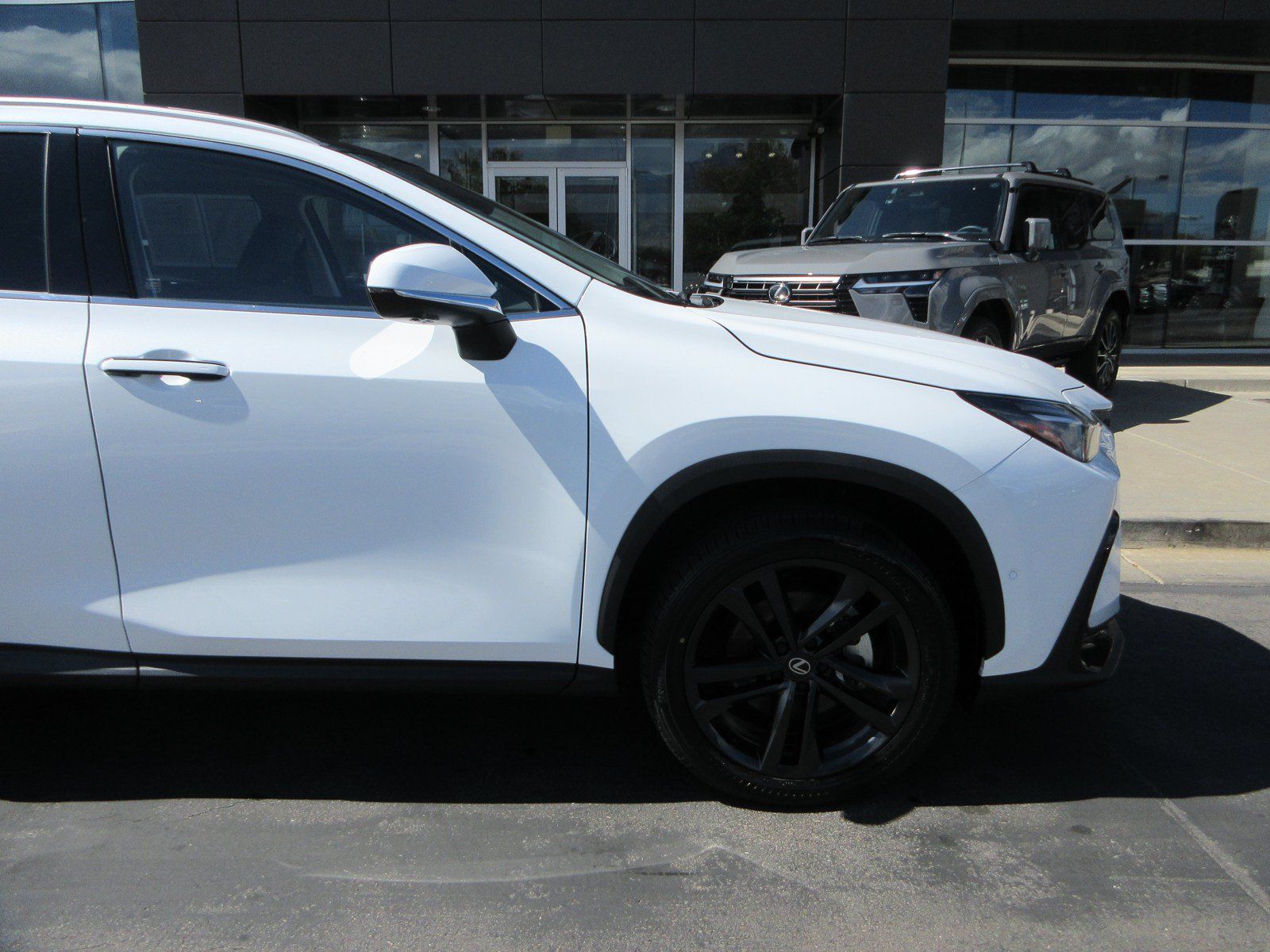 Used 2026 Lexus NX 450h+ AWD w/ Accessory Package (Z2) image 12