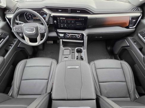 New 2026 GMC Sierra 2500 Denali w/ Technology Package AWD/4WD image 18