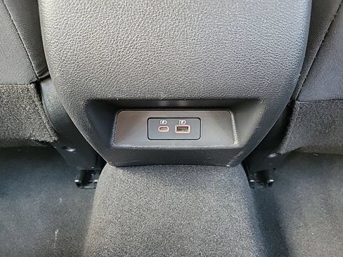 Used 2024 Nissan Altima 2.5 SV FWD image 18