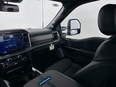 New 2026 Ford F450 Platinum AWD/4WD image 24