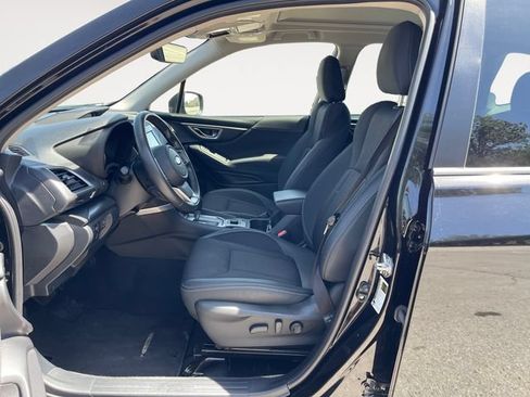 Used 2023 Subaru Forester Premium AWD/4WD image 9