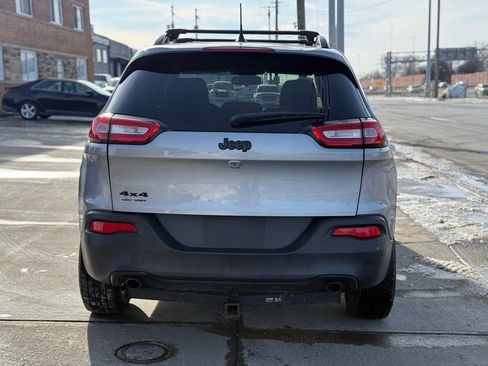 Used 2014 Jeep Cherokee Altitude w/ Cold Weather Group image 7