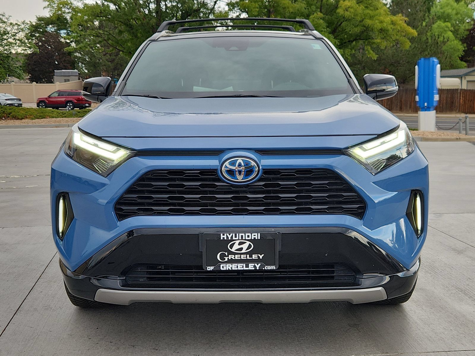 Used 2023 Toyota RAV4 XSE w/ XSE Grade Weather Package AWD/4WD image 8