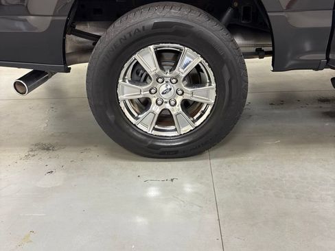 Used 2015 Ford F150 XLT w/ Equipment Group 302A Luxury AWD/4WD image 26