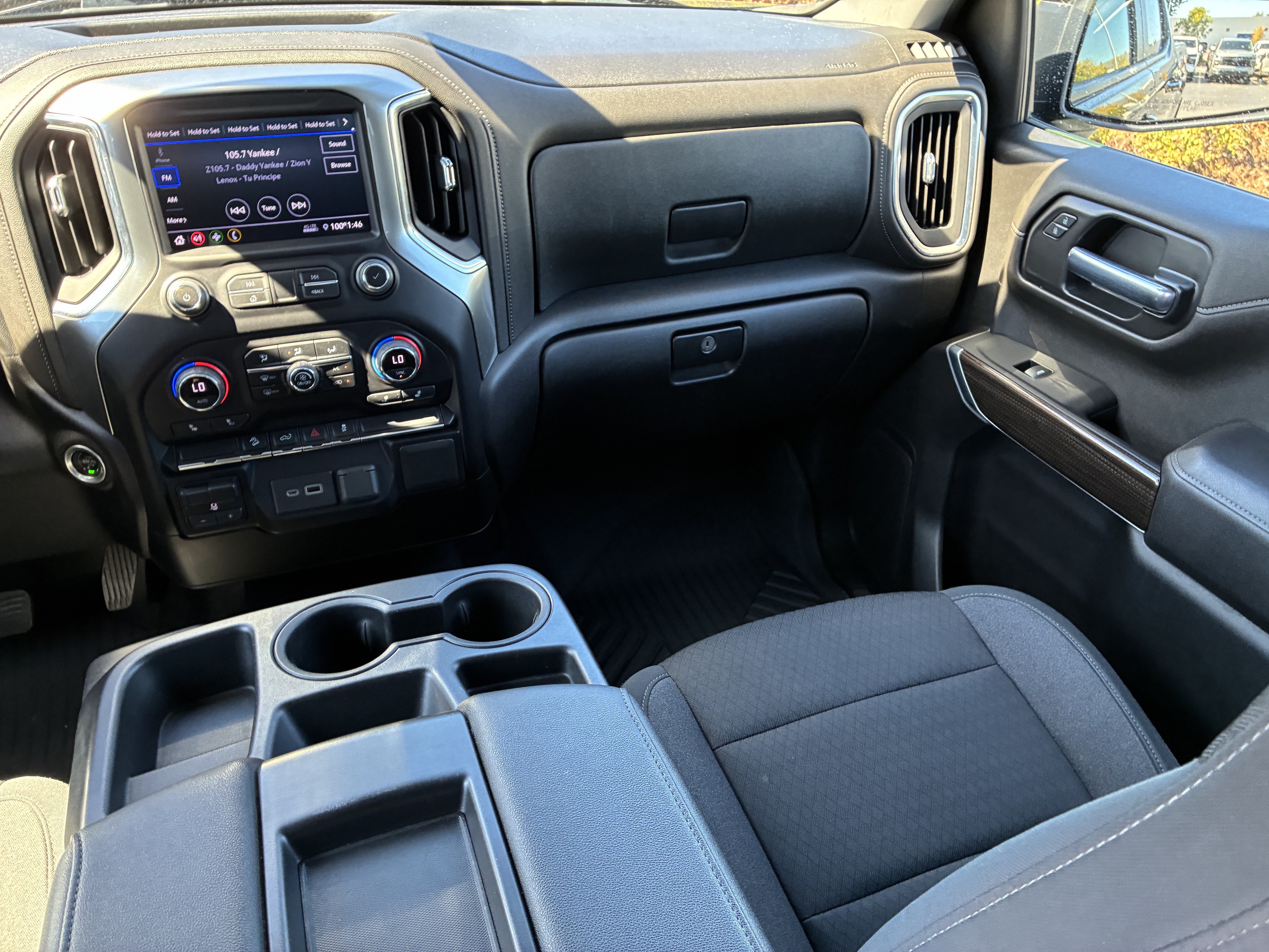 Used 2021 Chevrolet Silverado 1500 RST w/ LPO, Blackout Package AWD/4WD image 20